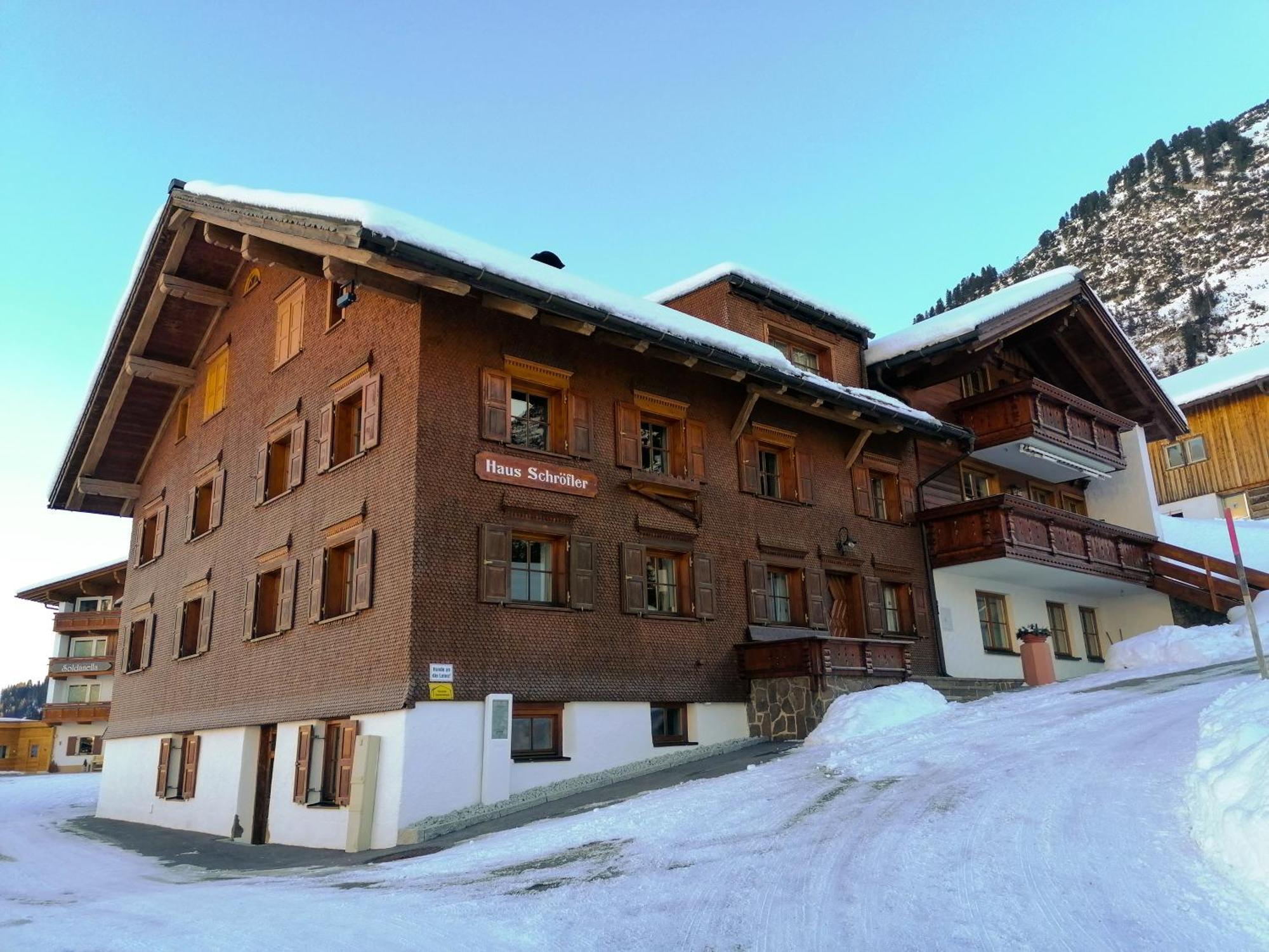 Haus Schroefler Apartment Lech am Arlberg Bagian luar foto